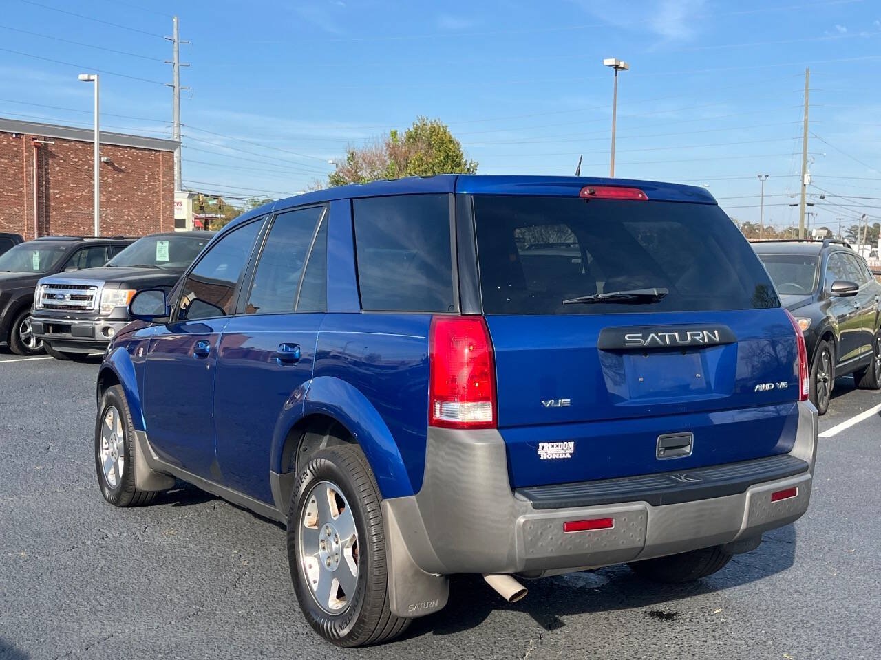Used 2005 Saturn Vue AWD V6 w/ Safe & Sound Pkg image 9