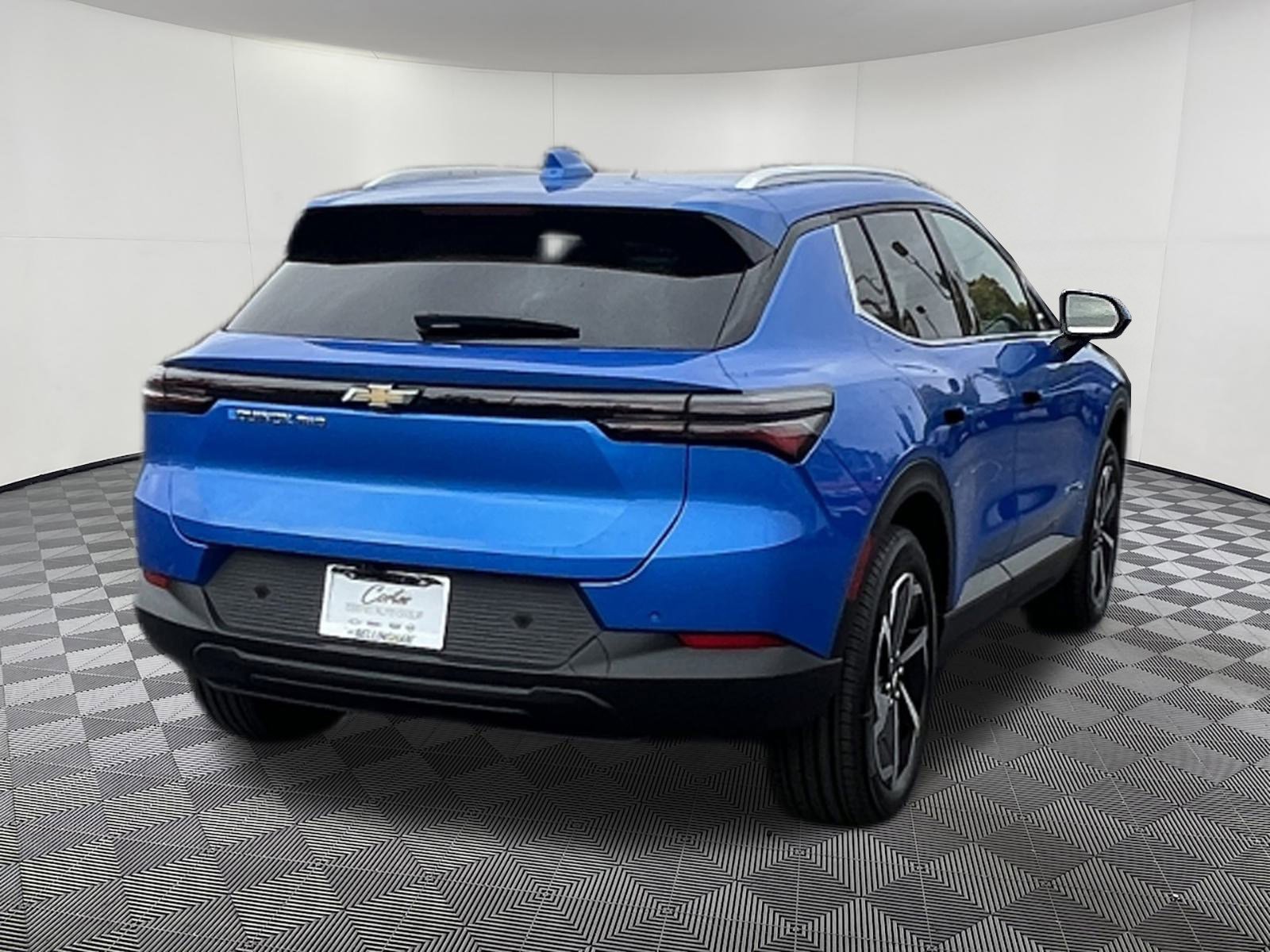 New 2026 Chevrolet Equinox EV LT image 6