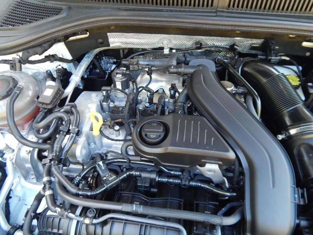 Used 2024 Volkswagen Jetta S image 38