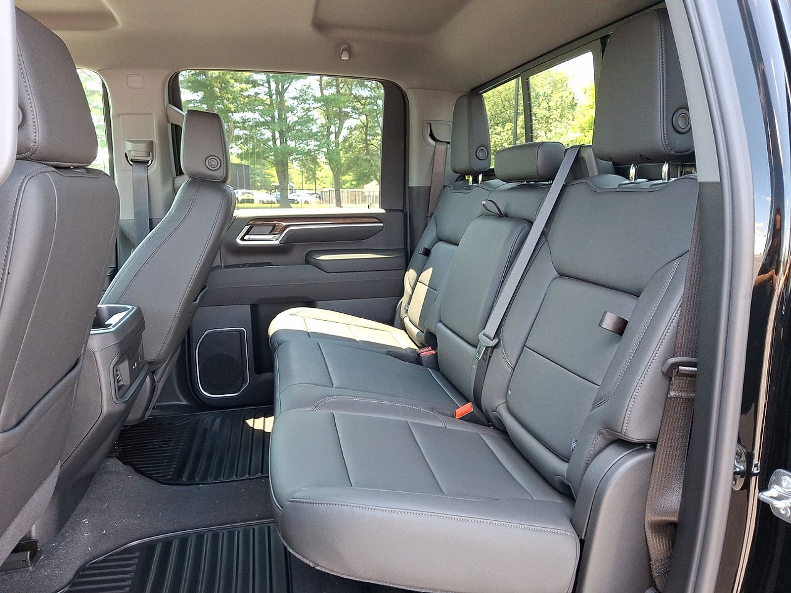New 2026 Chevrolet Silverado 2500 LT w/ Trail Boss Package AWD/4WD image 13