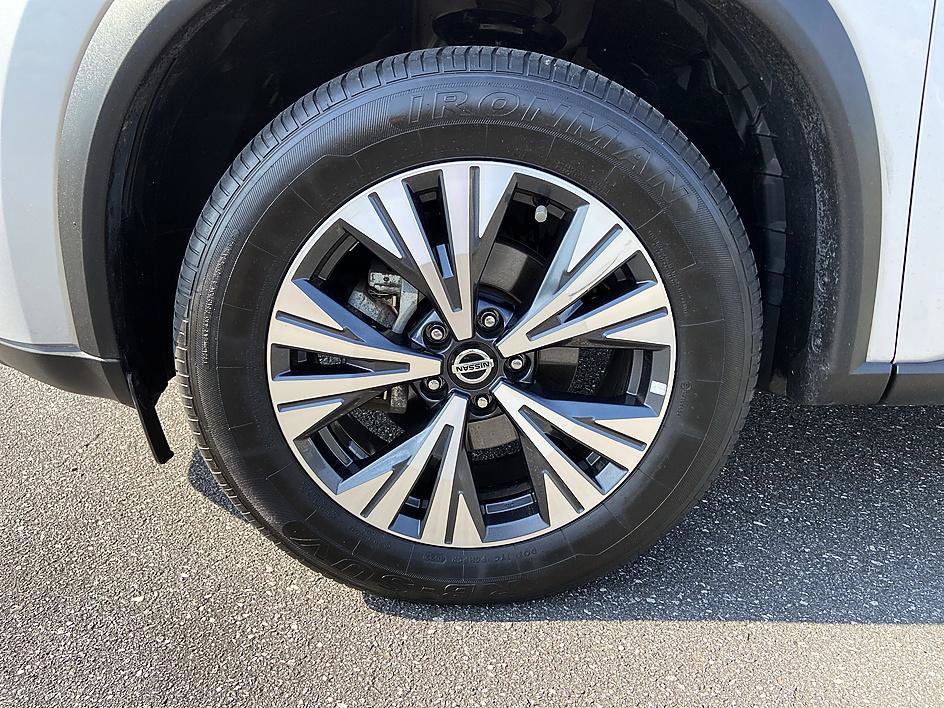 Used 2021 Nissan Rogue SV AWD/4WD image 8