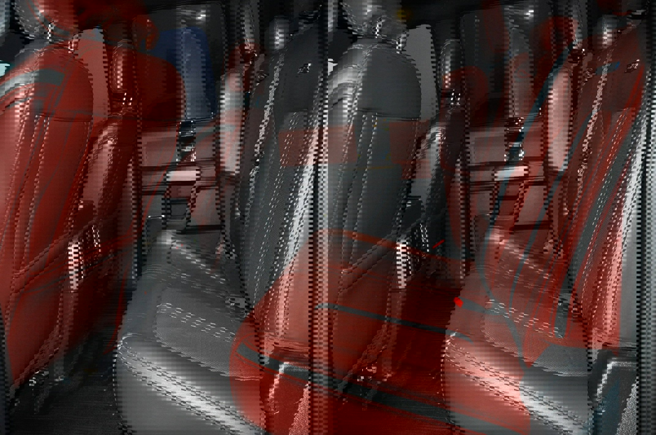 Used 2022 Ford F350 Platinum w/ FX4 Off-Road Package image 12