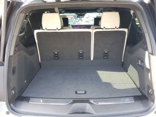 Certified 2025 Cadillac Escalade ESV Sport Platinum w/ LPO, ONYX Package RWD image 9