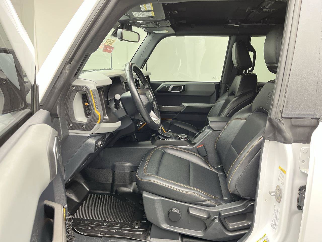 Certified 2022 Ford Bronco Badlands AWD/4WD image 3