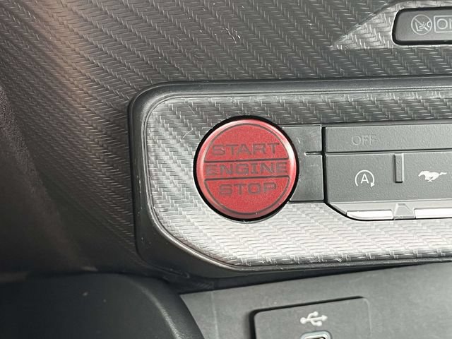 Used 2024 Ford Mustang Coupe RWD image 33