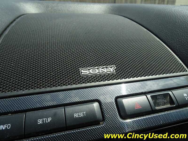 Used 2010 Ford Taurus SHO AWD/4WD image 19