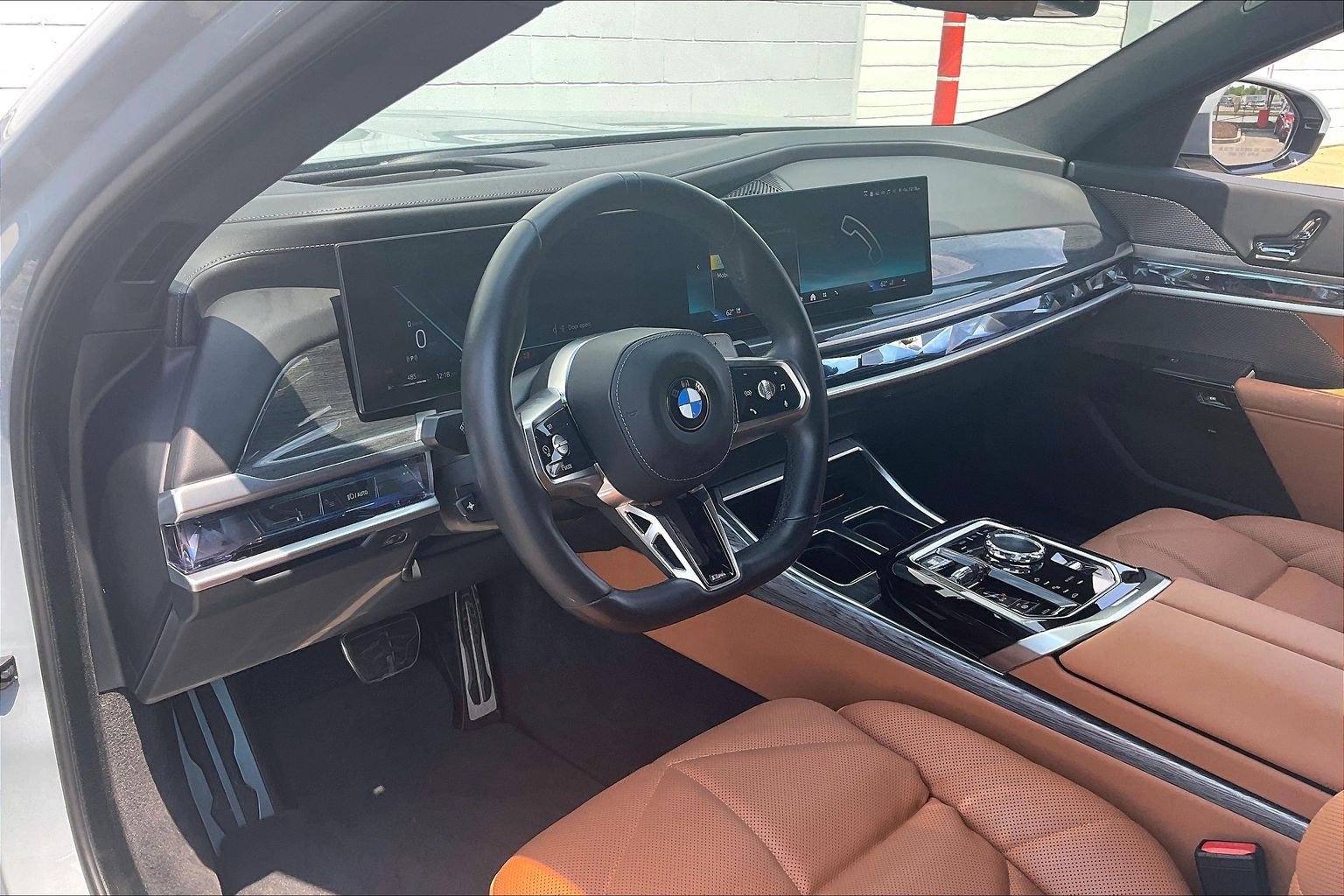Used 2024 BMW 740i w/ Premium Package 2 RWD image 15