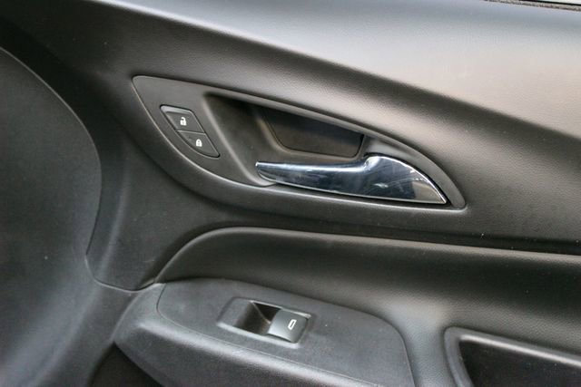 Used 2019 Chevrolet Equinox Premier FWD image 9