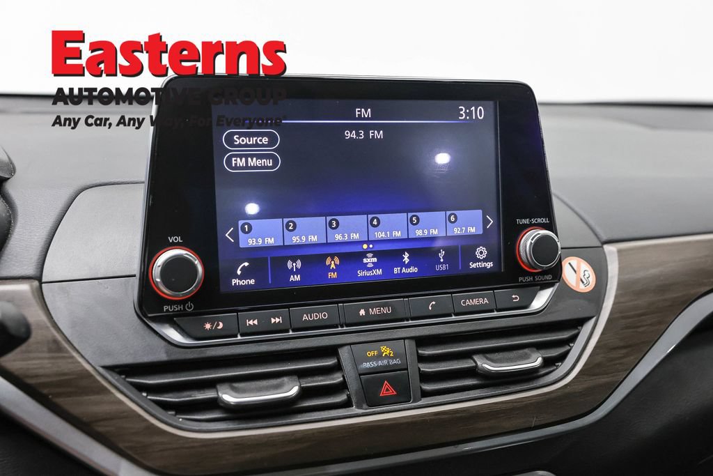 Used 2024 Nissan Altima 2.5 SV FWD image 19