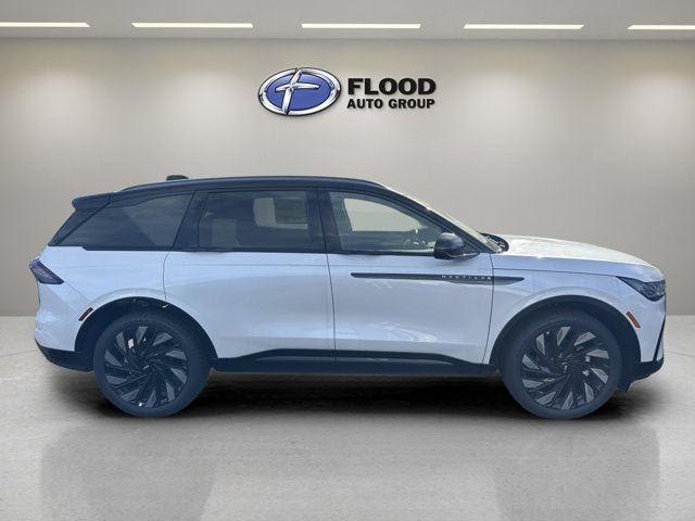 New 2026 Lincoln Nautilus Reserve w/ Jet Appearance Package AWD/4WD image 4