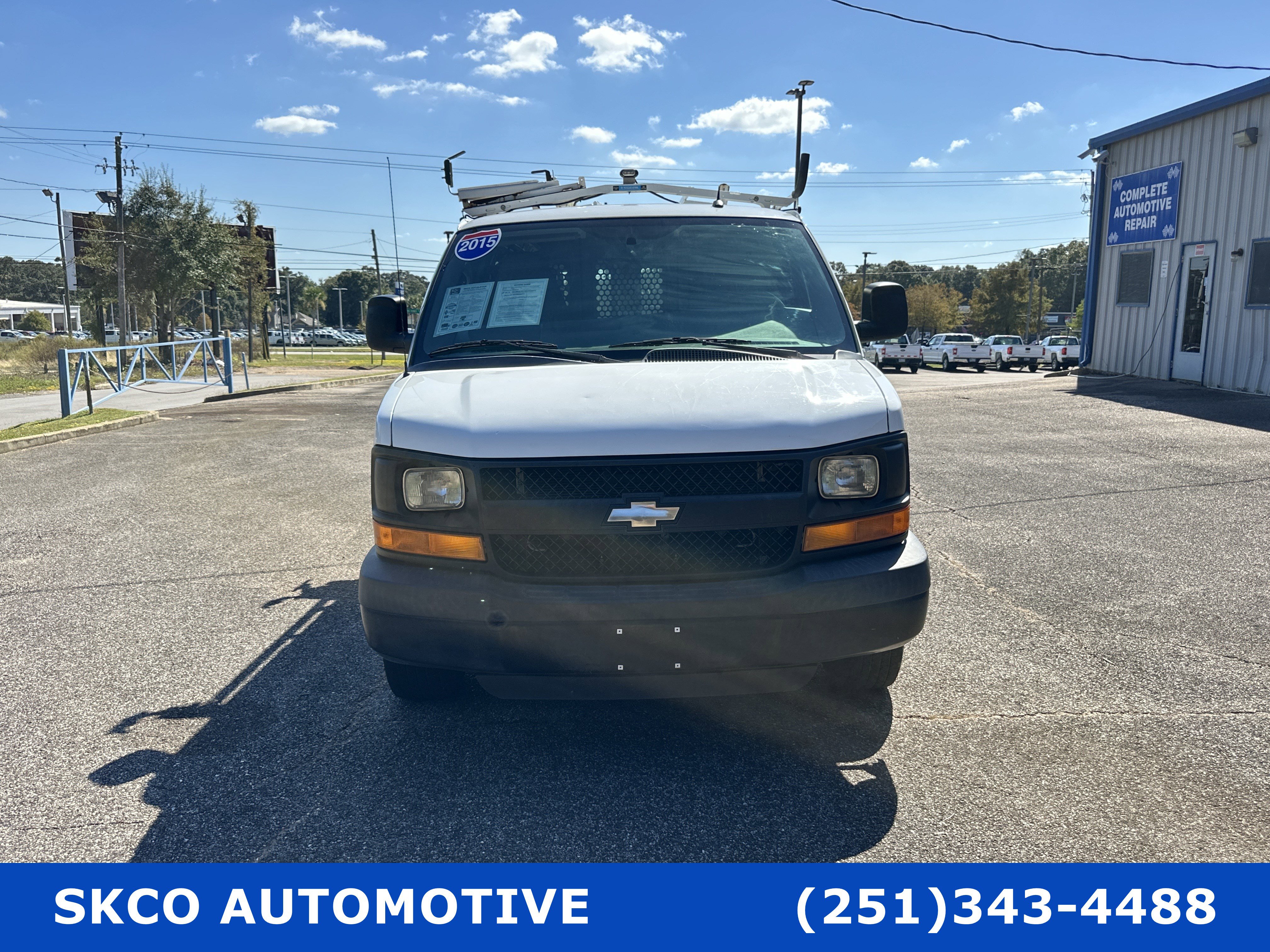 Used 2015 Chevrolet Express 2500 image 28