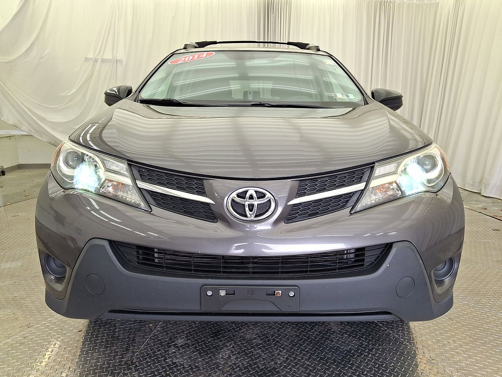 Used 2014 Toyota RAV4 LE image 28
