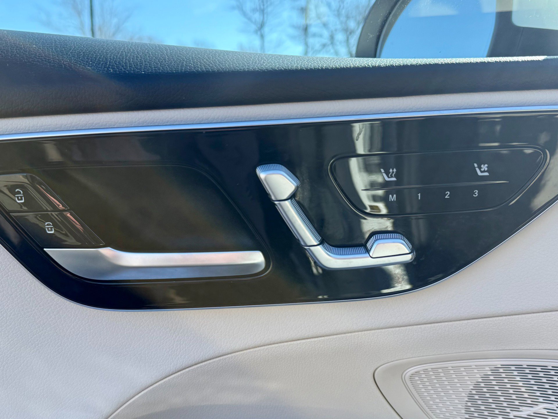 Used 2024 Mercedes-Benz C 300 Sedan image 41