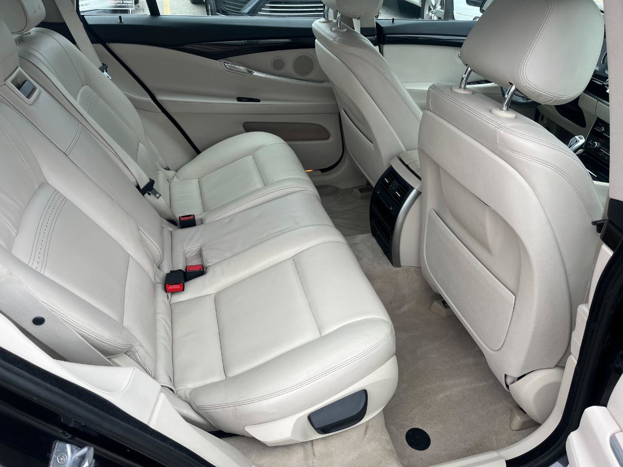 Used 2014 BMW 535i Gran Turismo xDrive AWD/4WD image 18