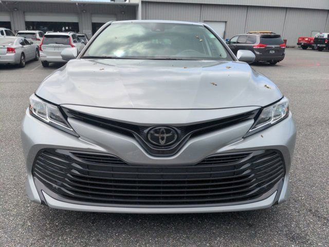 Used 2020 Toyota Camry LE FWD image 9