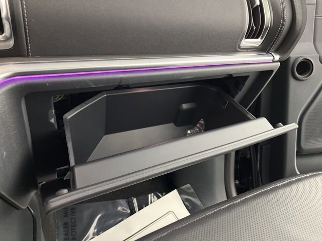 Used 2025 Ford Expedition Platinum image 37