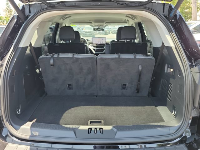 Used 2026 Ford Explorer Active w/ Active Comfort Package RWD image 21