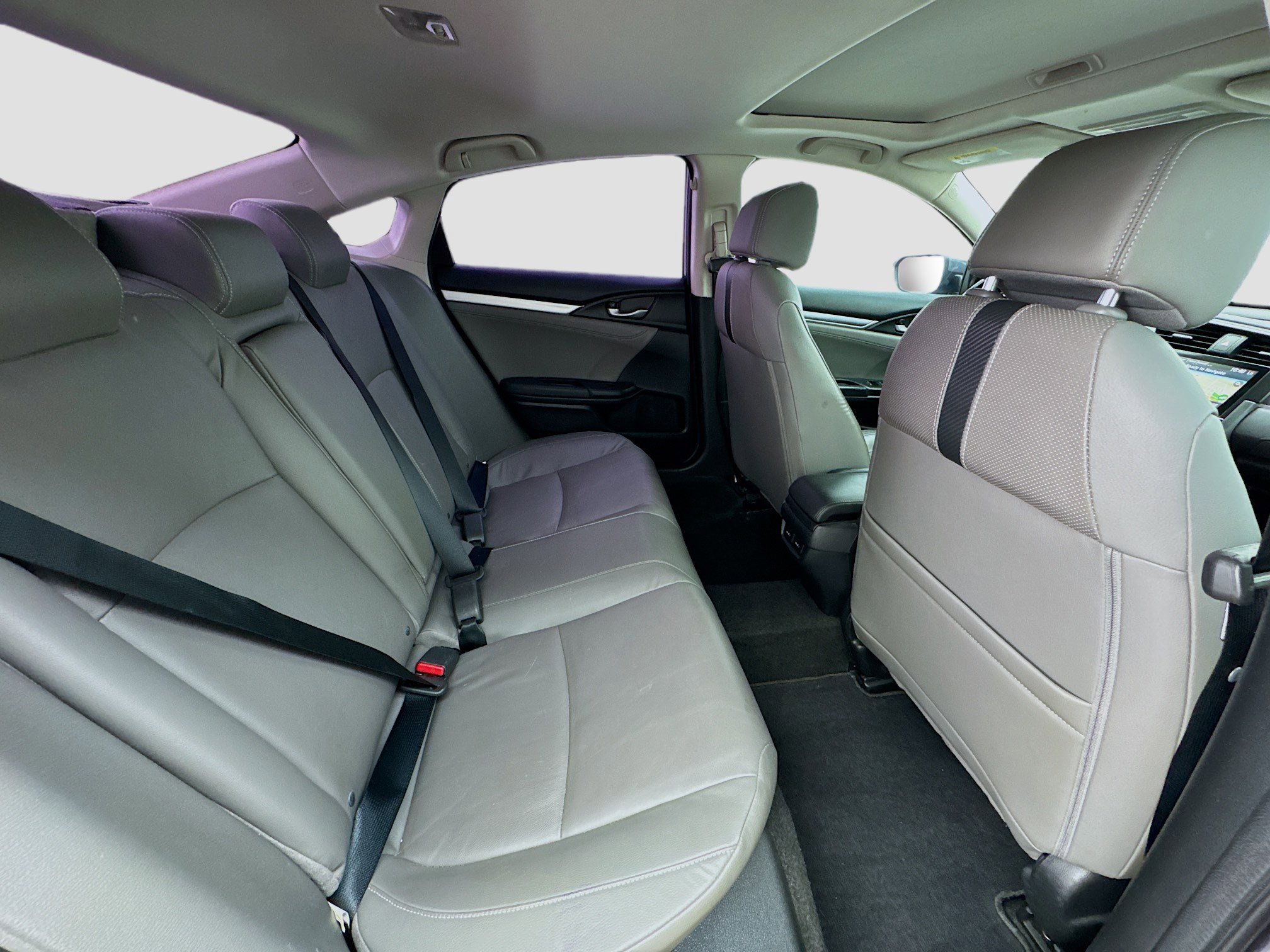 Used 2016 Honda Civic Touring image 19