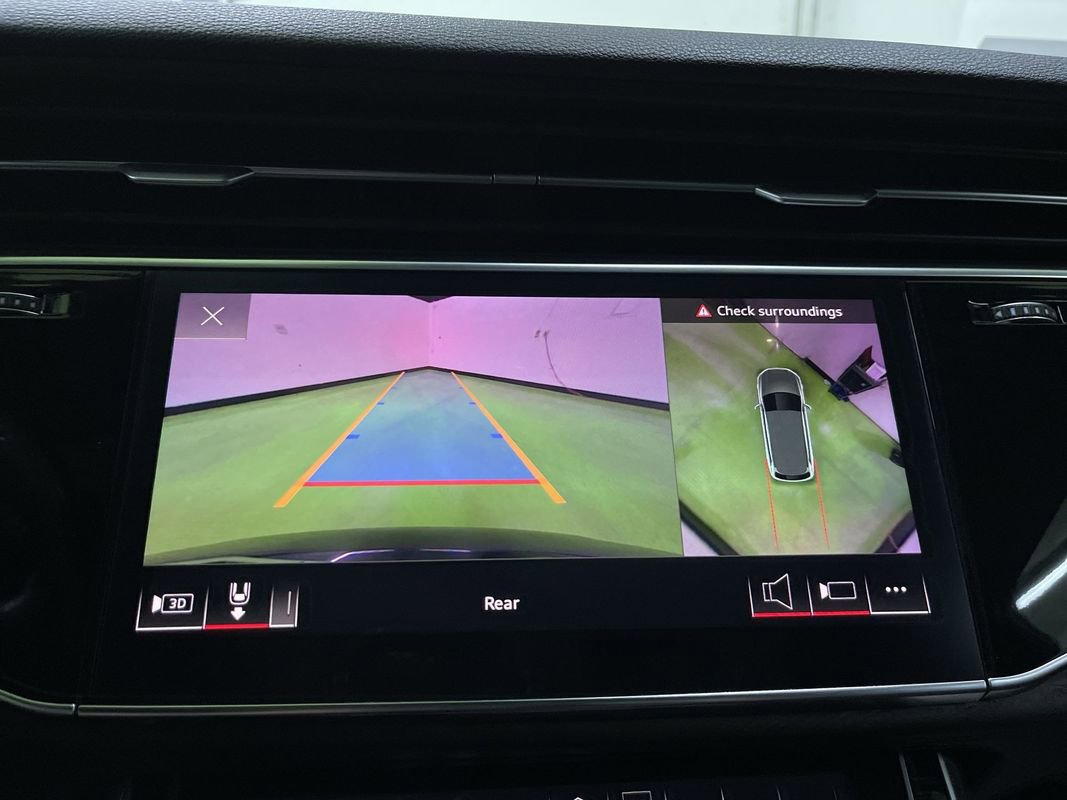 Used 2021 Audi Q7 3.0T Premium Plus image 22