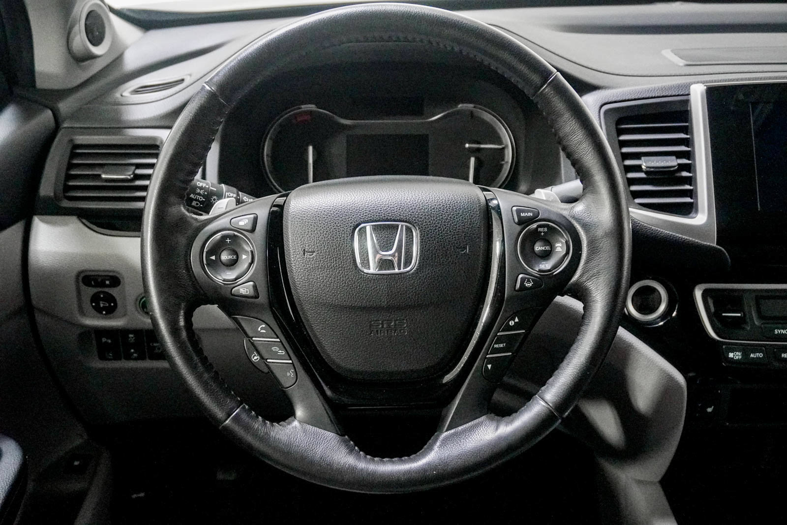 Used 2020 Honda Ridgeline RTL-E image 19