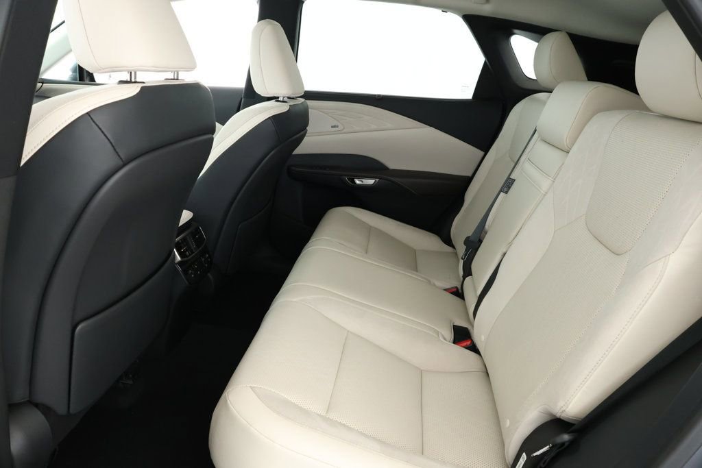 Used 2023 Lexus RX 350 image 19