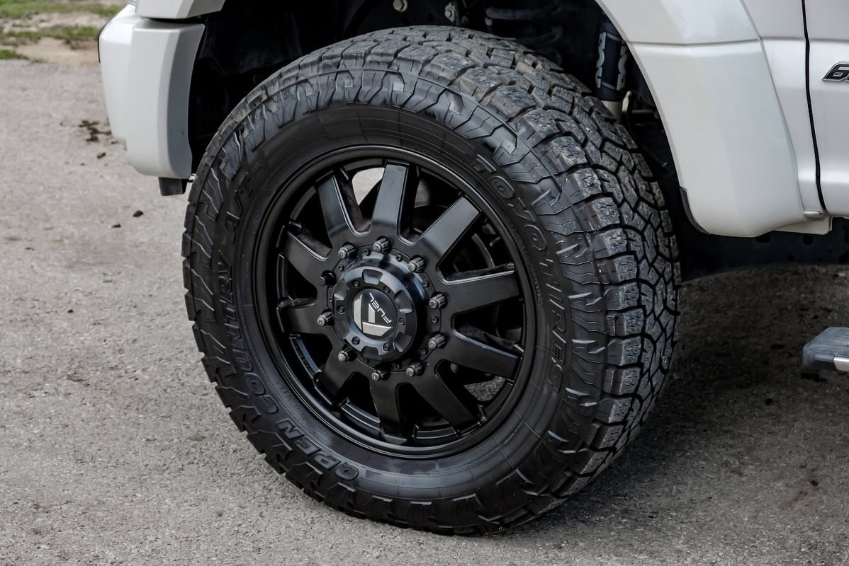 Used 2022 Ford F450 Limited w/ FX4 Off-Road Package AWD/4WD image 64