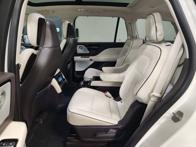 Used 2020 Lincoln Aviator Black Label w/ Dynamic Handling Package AWD/4WD image 25