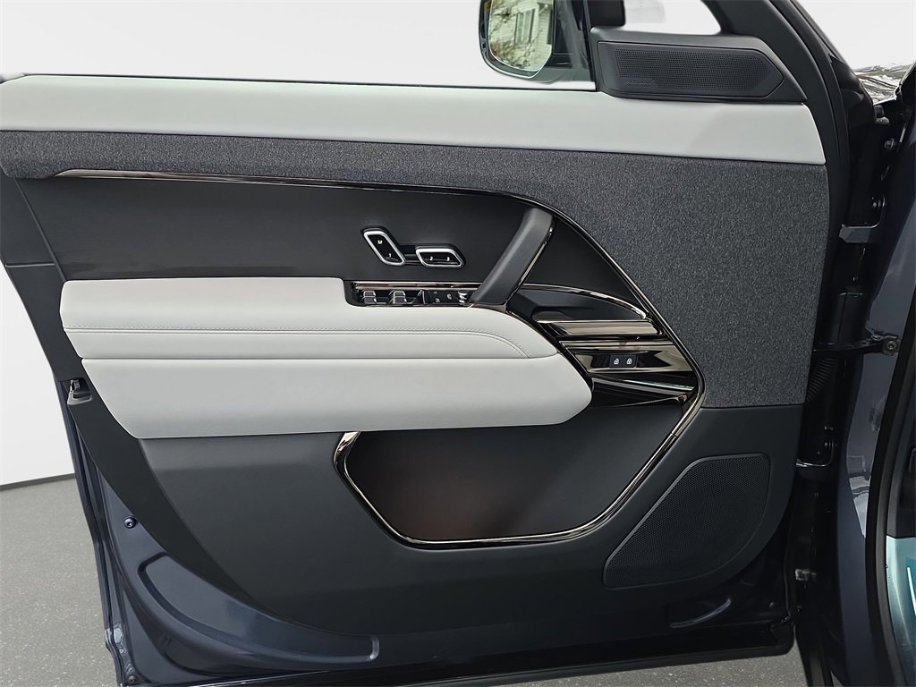 New 2026 Land Rover Range Rover Sport SE image 28