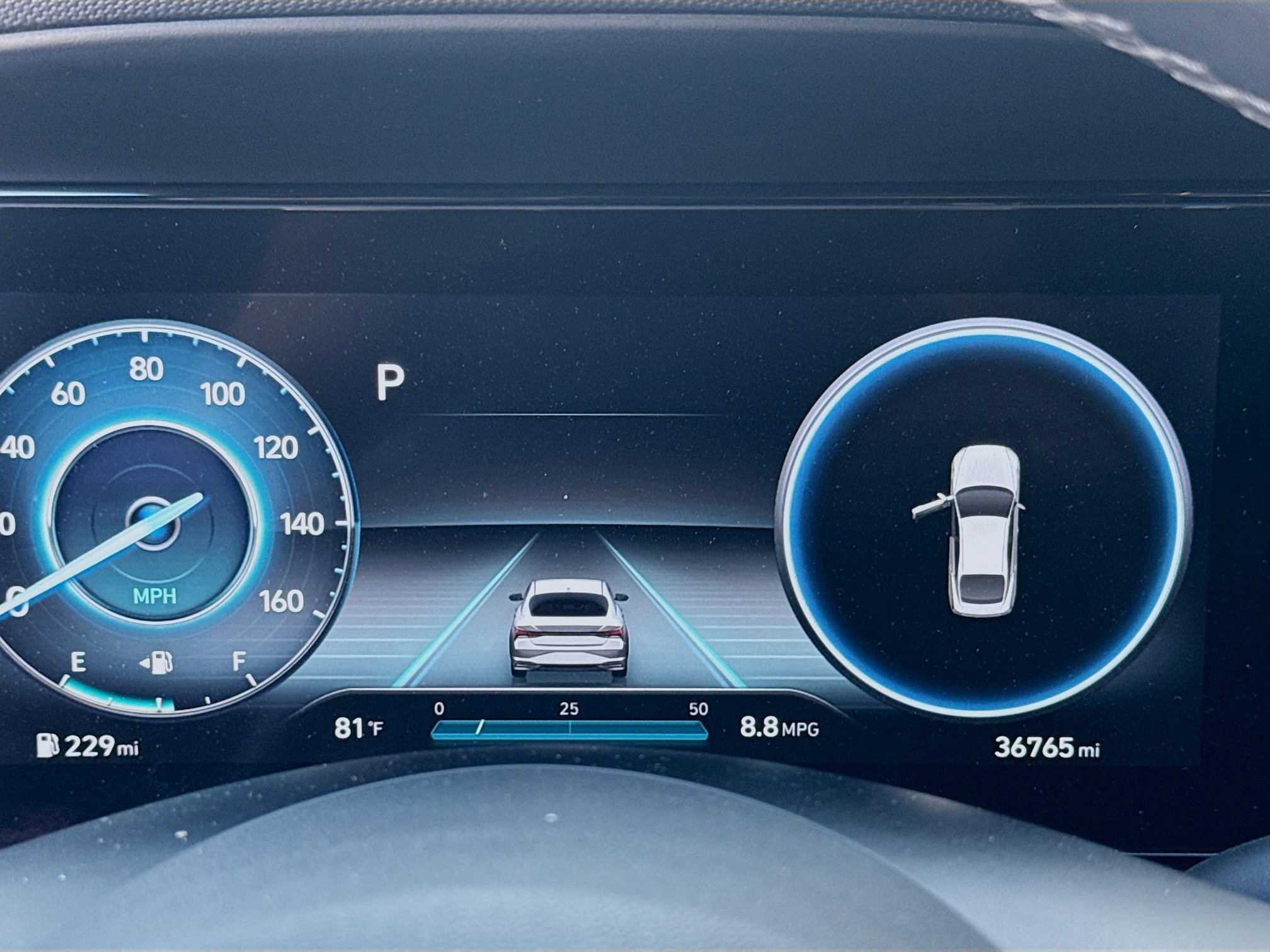 Used 2023 Hyundai Elantra Limited FWD image 9