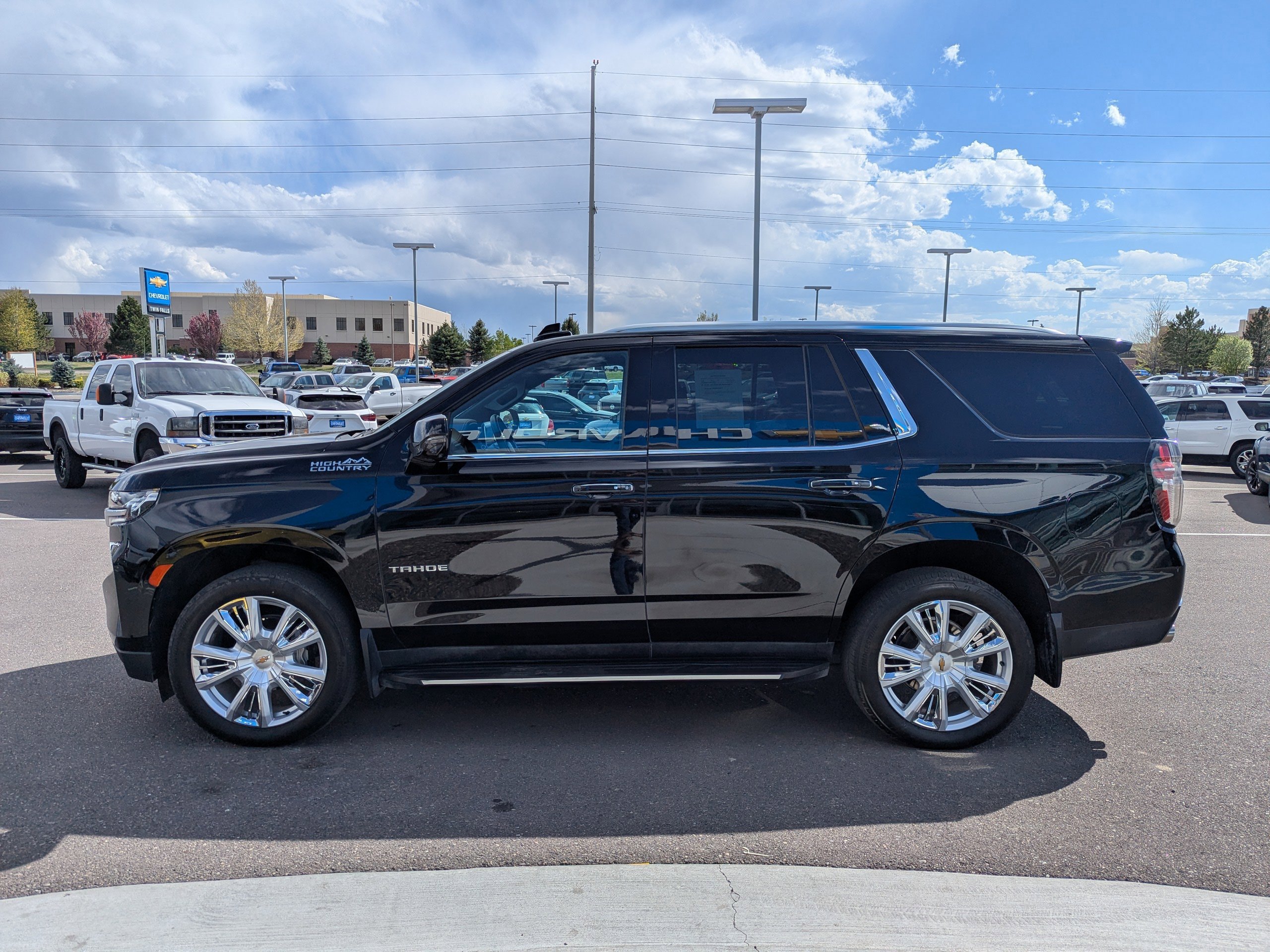 Certified 2024 Chevrolet Tahoe High Country AWD/4WD image 9