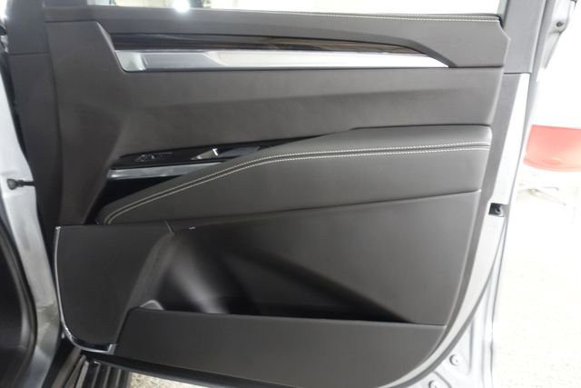 New 2026 Cadillac Escalade ESV Luxury image 27