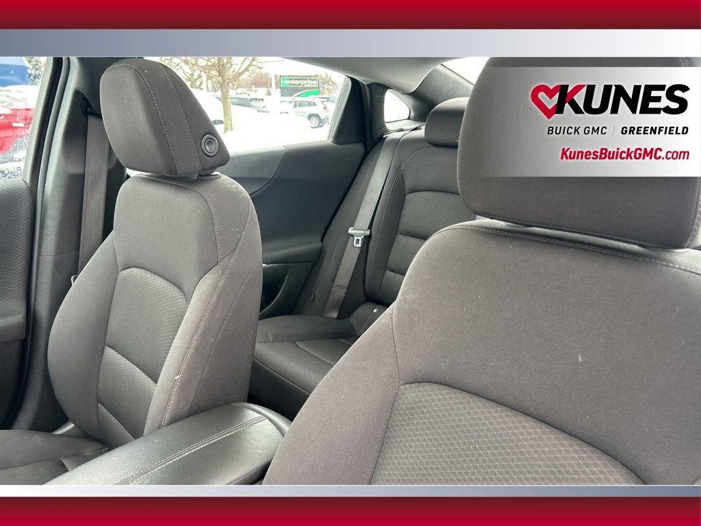 Used 2023 Chevrolet Malibu LT image 14