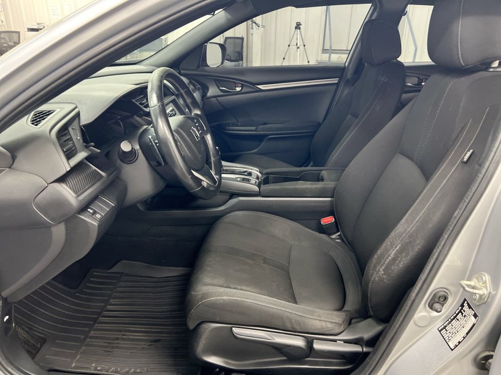 Used 2018 Honda Civic Sport image 19