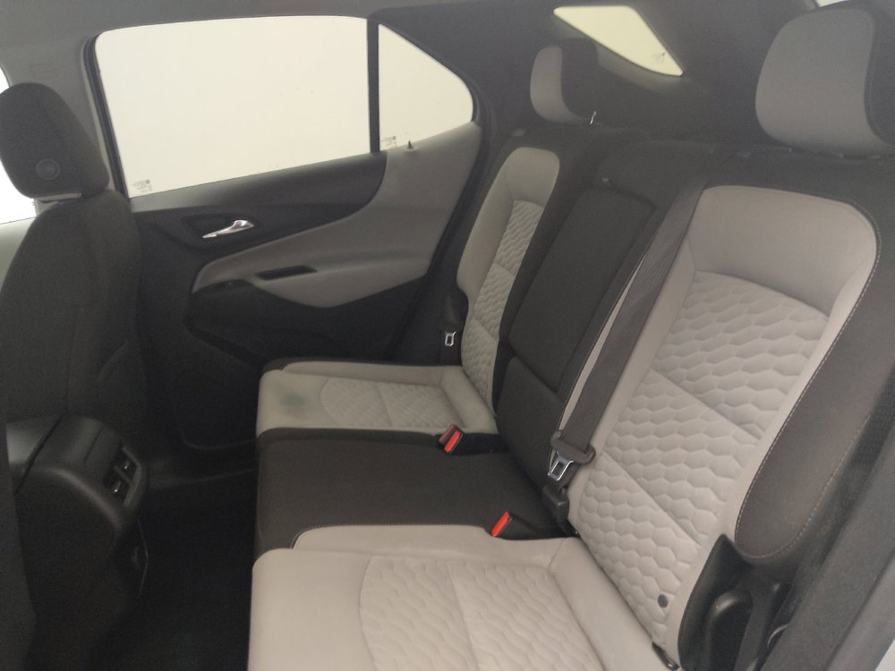 Used 2018 Chevrolet Equinox LT image 18