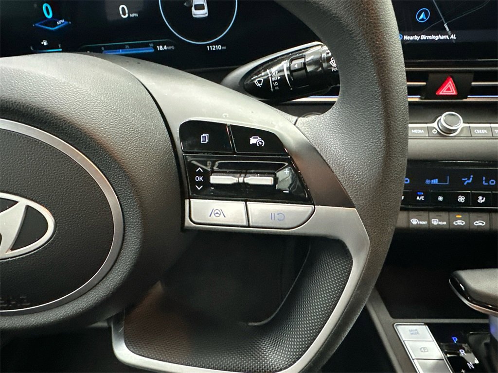 Used 2024 Hyundai Elantra SEL image 24