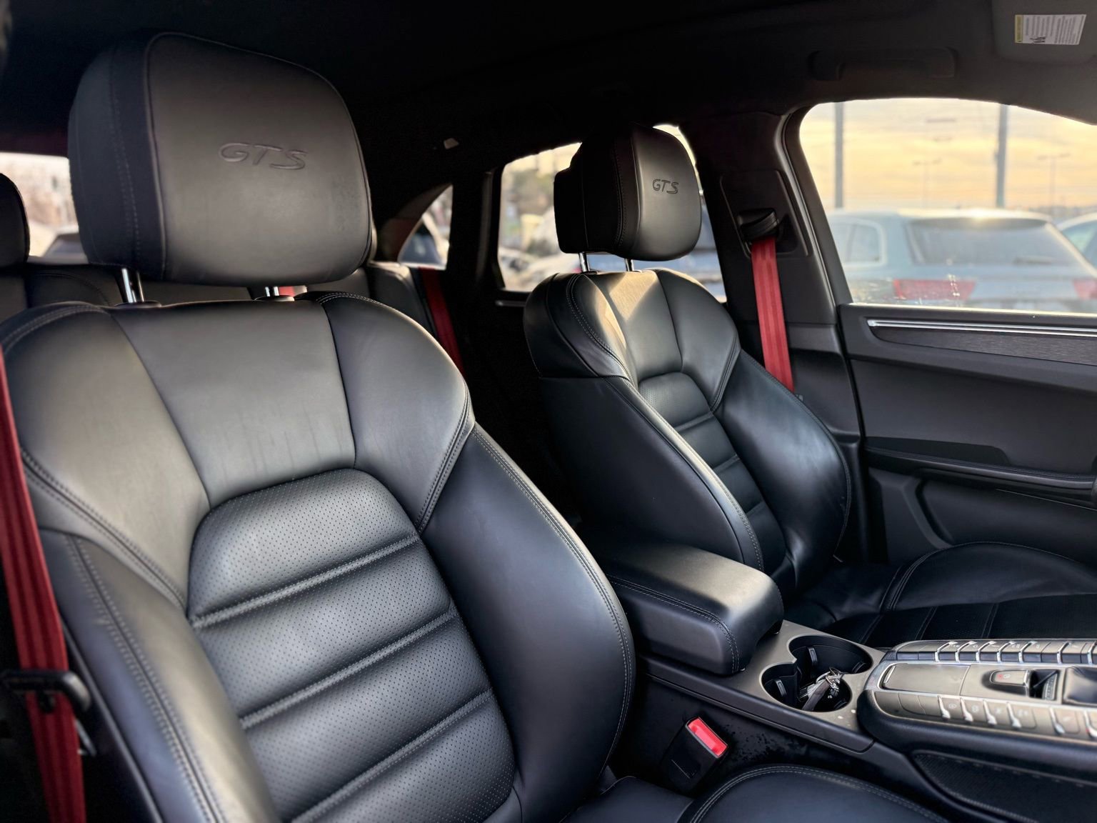 Used 2018 Porsche Macan GTS image 33