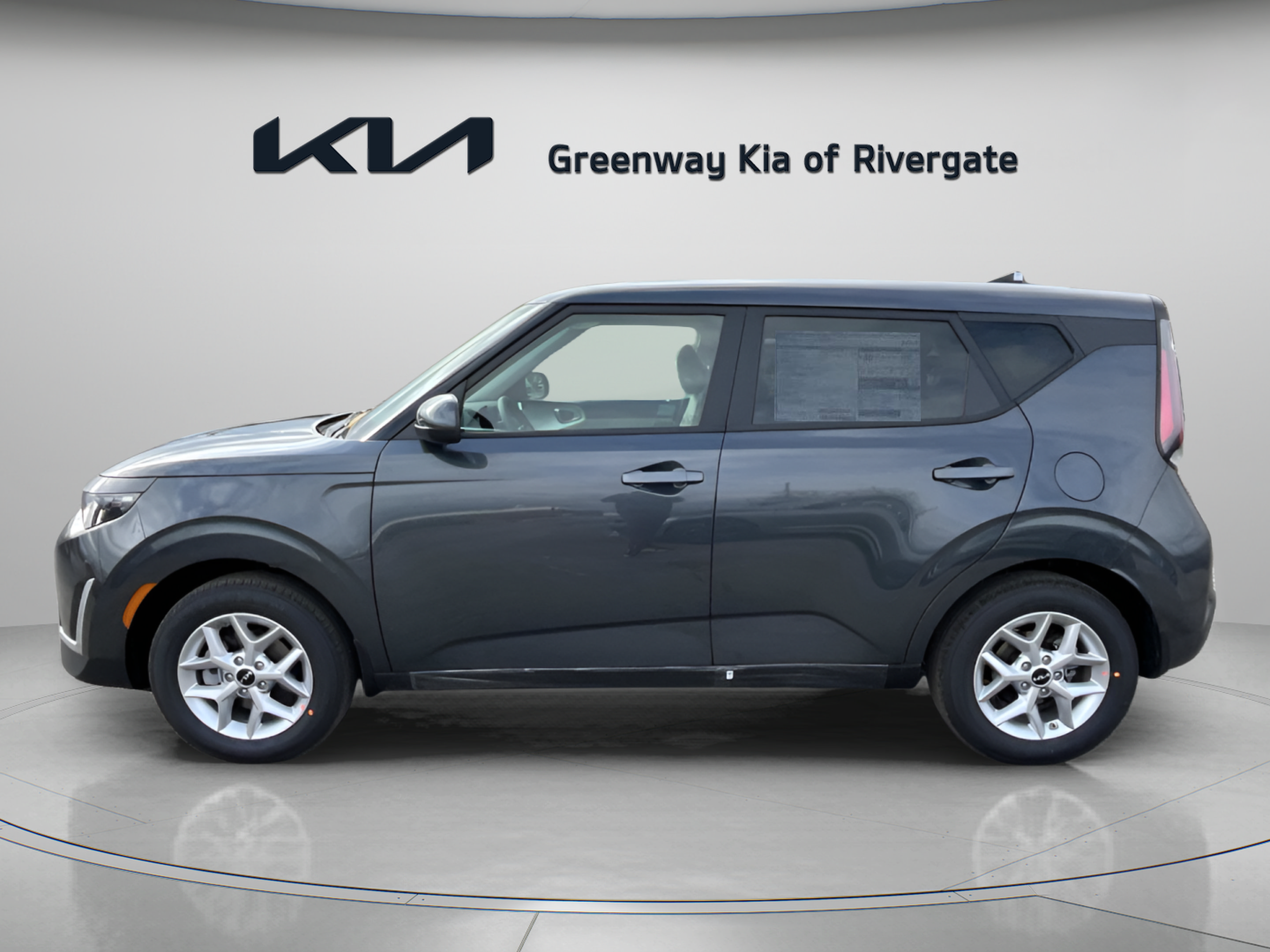 New 2025 Kia Soul FWD image 4