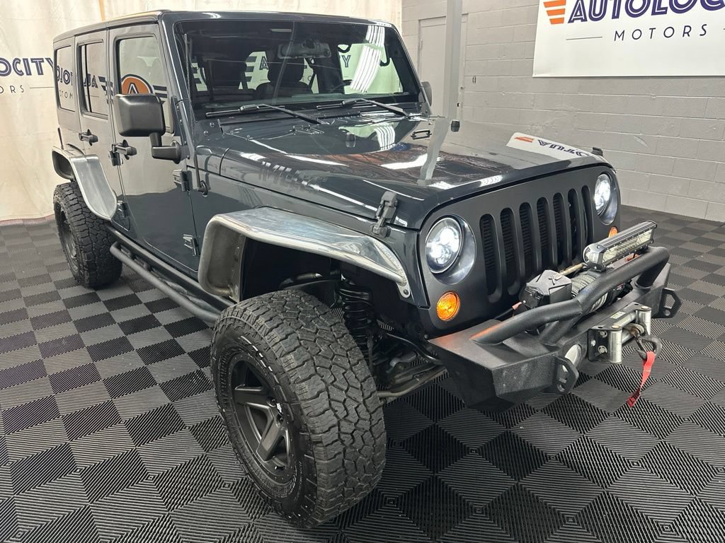 Used 2018 Jeep Wrangler Unlimited Sport AWD/4WD image 2