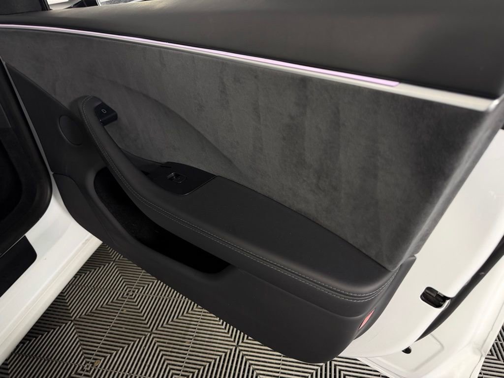 Used 2024 Tesla Model 3 Long Range image 34
