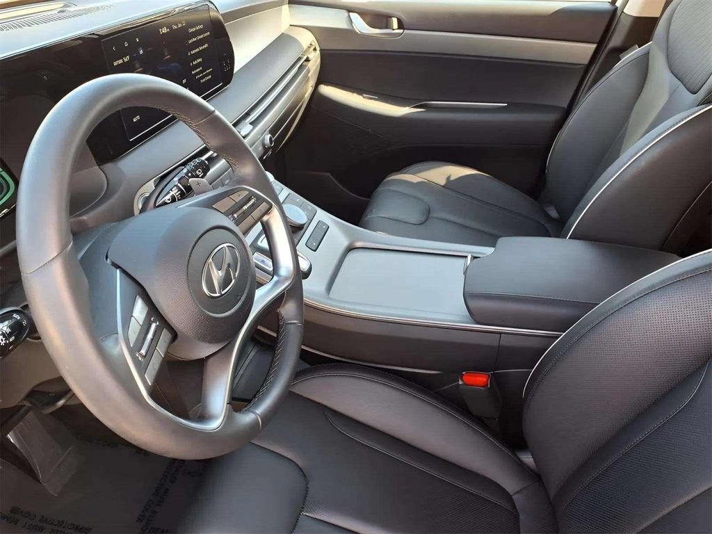 Used 2025 Hyundai Palisade SEL FWD image 15
