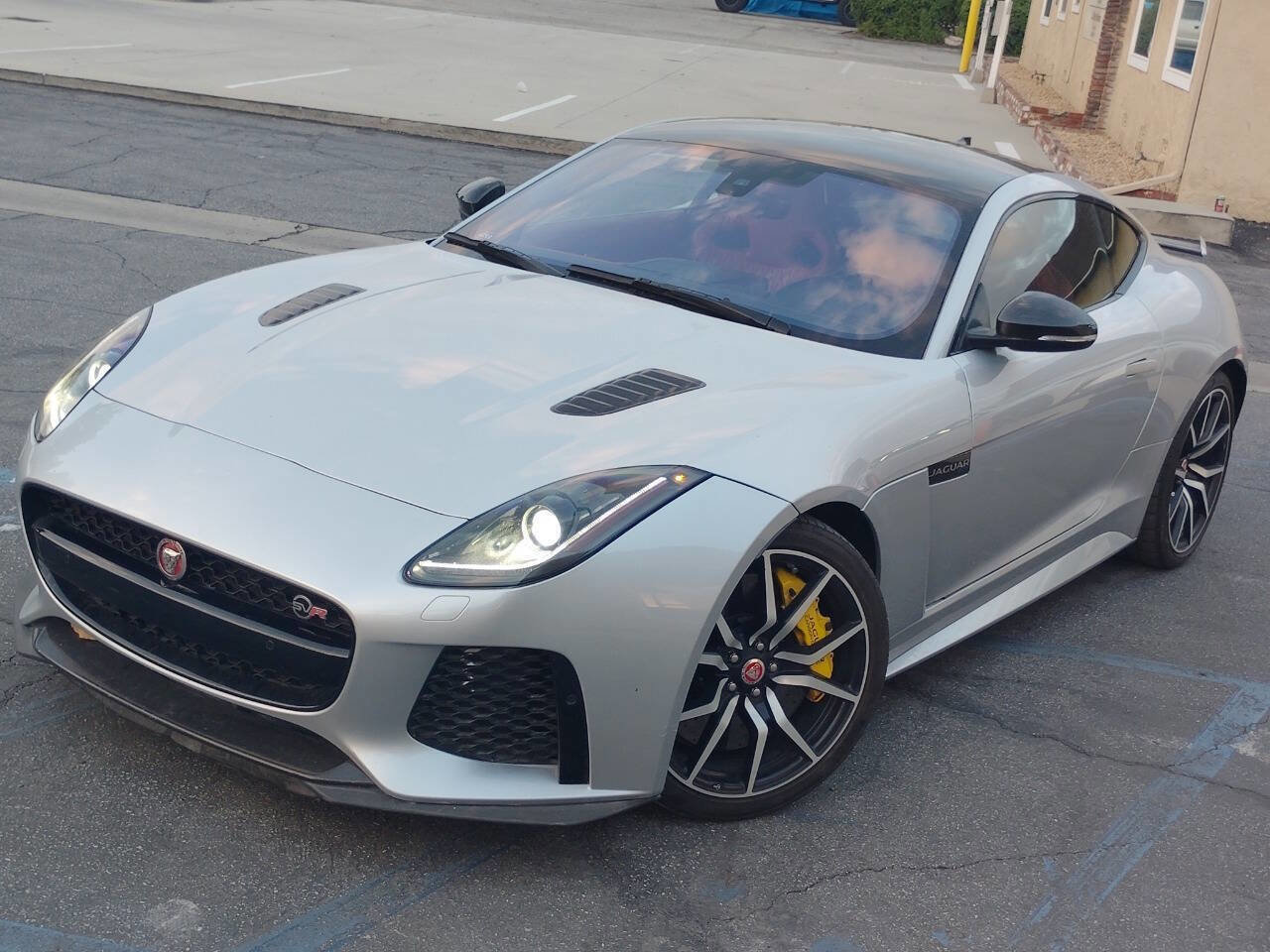 Used 2017 Jaguar F-TYPE SVR image 3