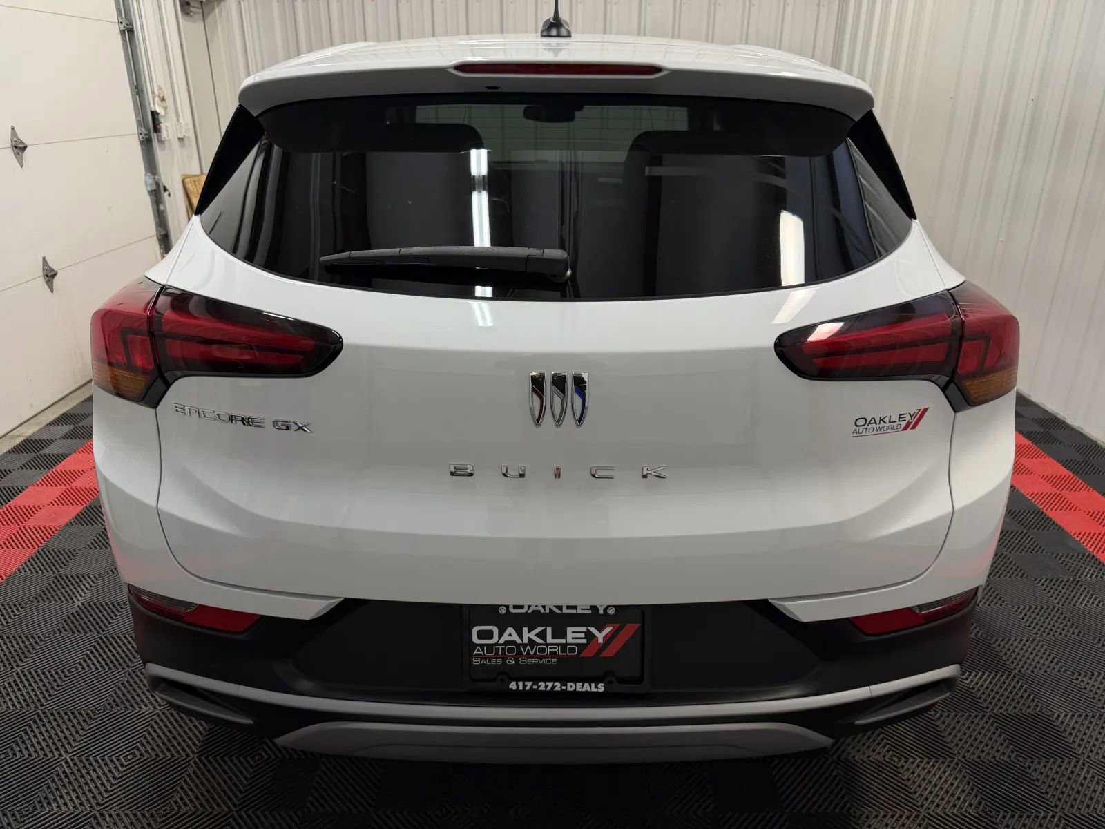 Used 2025 Buick Encore GX Preferred image 3