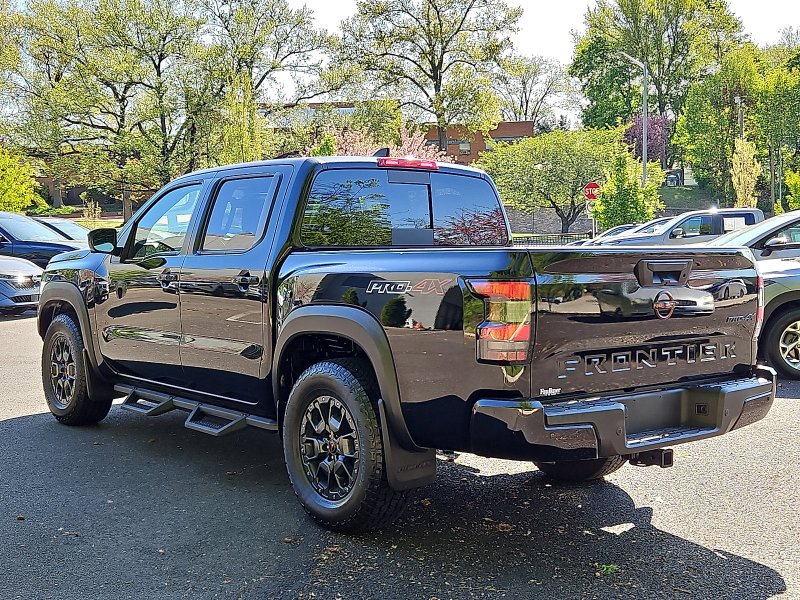 Certified 2023 Nissan Frontier PRO-4X w/ Pro-4X Premium Package AWD/4WD image 4