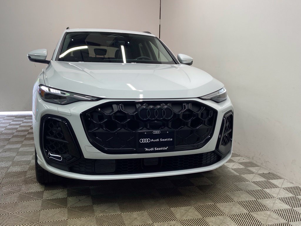 New 2026 Audi Q5 2.0T