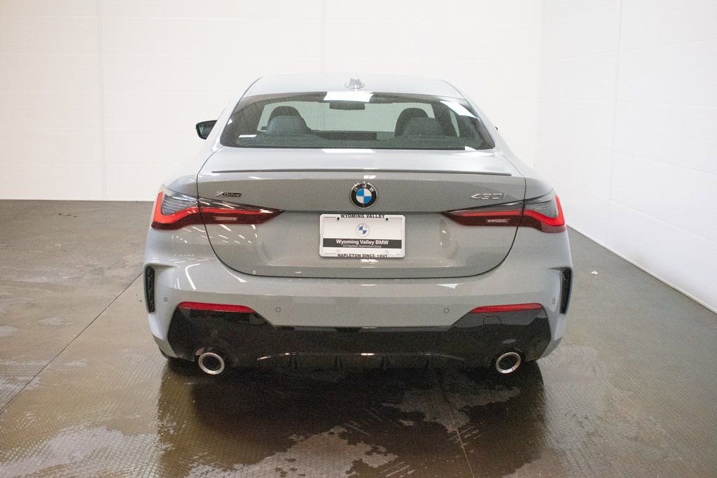 New 2026 BMW 430i xDrive Coupe w/ M Sport Package AWD/4WD image 5