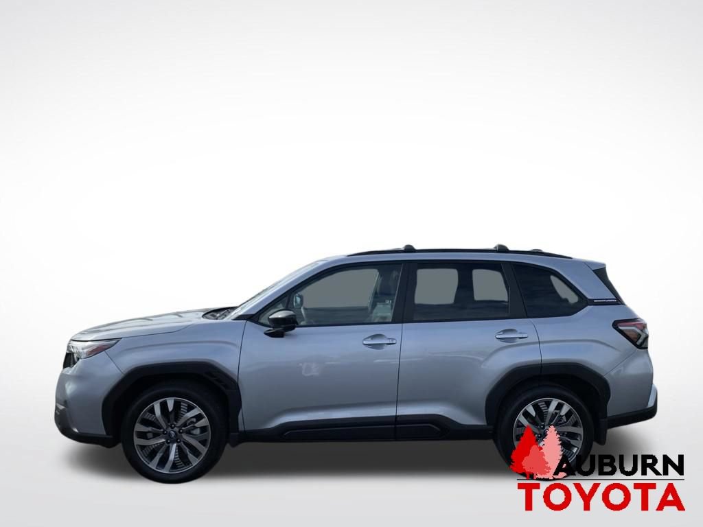 Used 2025 Subaru Forester Touring AWD/4WD image 4