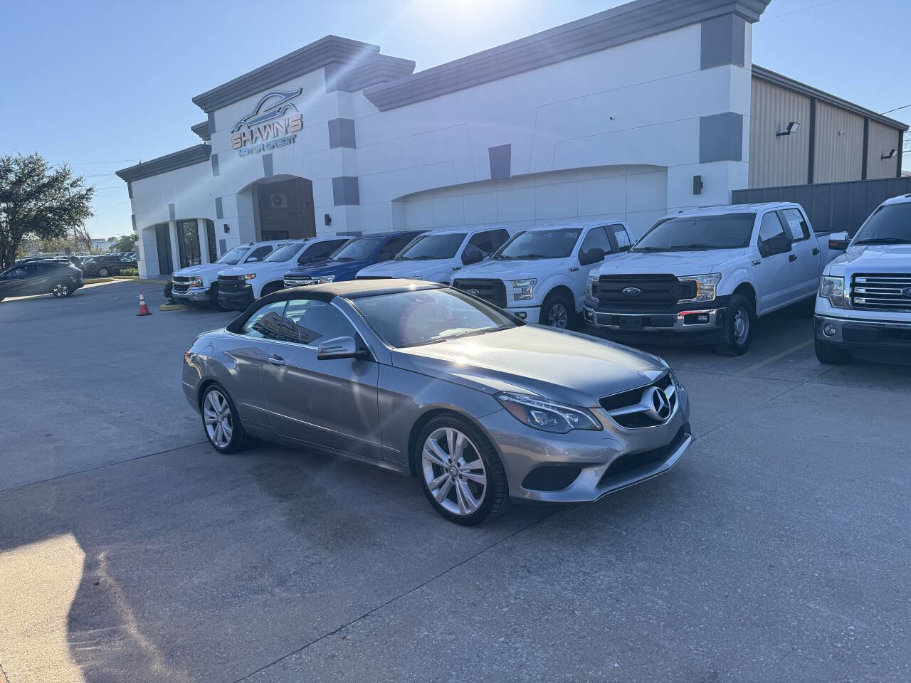 Used 2015 Mercedes-Benz E 400 Cabriolet image 2