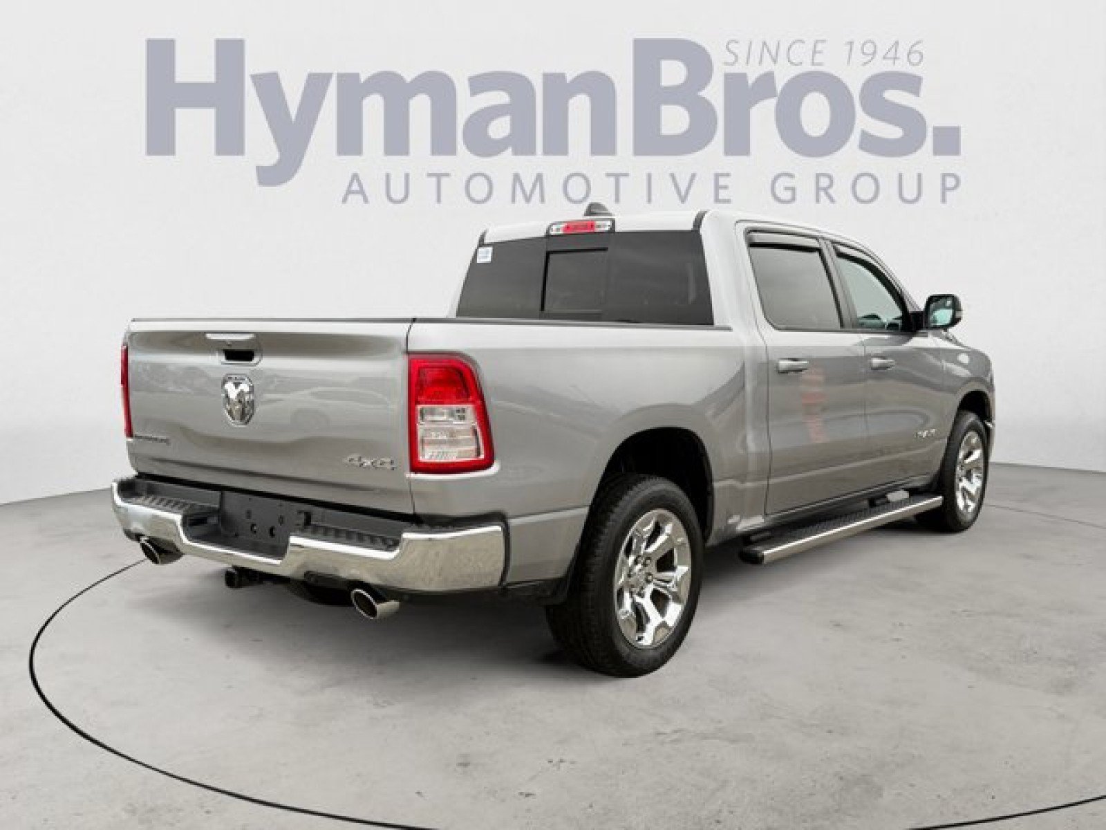 Used 2022 RAM 1500 Big Horn AWD/4WD image 3
