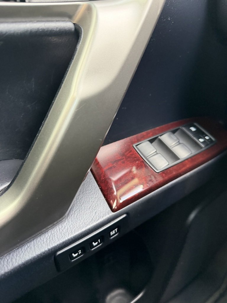 Used 2018 Lexus GX 460 image 17