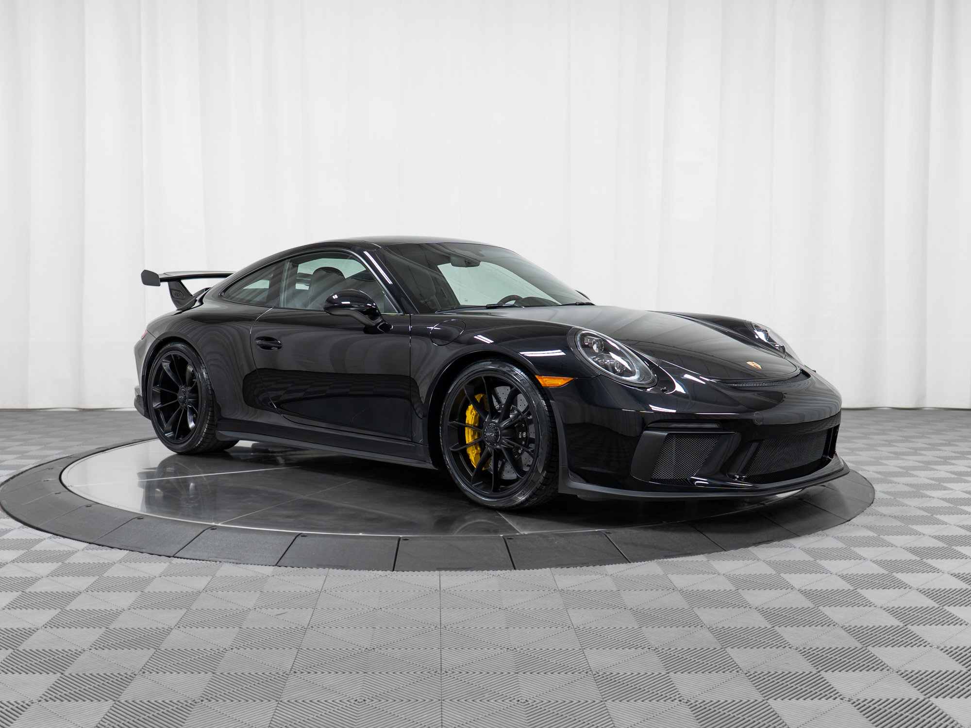 Certified 2018 Porsche 911 GT3 RWD image 9